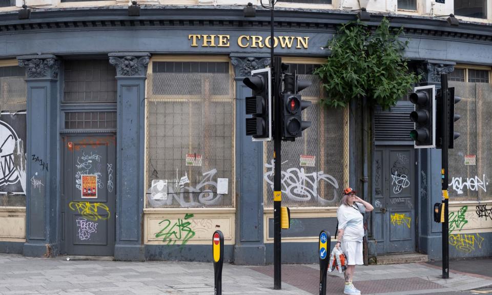 <span>Pubs were given 100% business rates relief in response to the Covid-19 pandemic but this was then cut to 75% and will be removed from April.</span><span>Photograph: Mike Kemp/In Pictures/Getty Images</span>