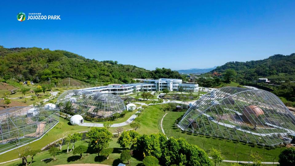 佔地超廣，不僅以亞洲最大的鳥類主題動物園聞名，動態恐龍模型也是看點之一！（圖片來源：九九峰動物樂園官方臉書）