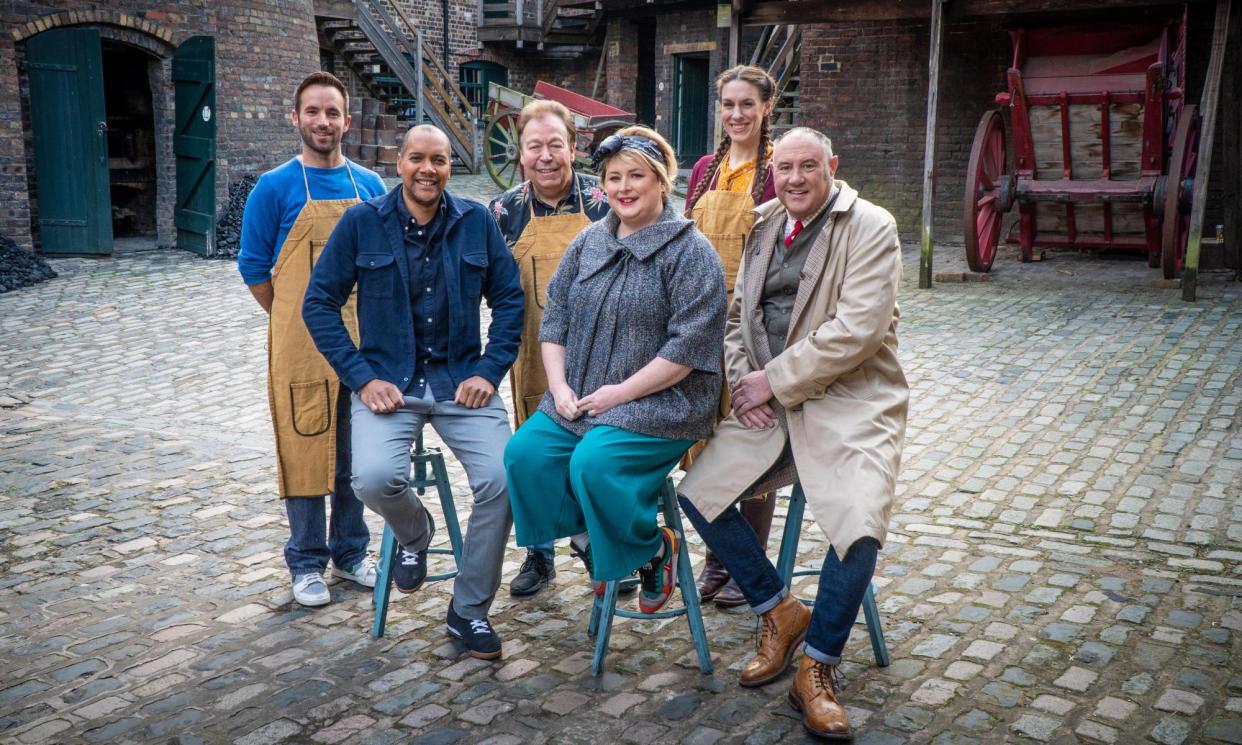 <span>Rich Miller, Siobhán McSweeney and Keith Brymer Jones with contestants on The Great Pottery Throw Down.</span><span>Photograph: Mark Bourdillon/Love Productions</span>