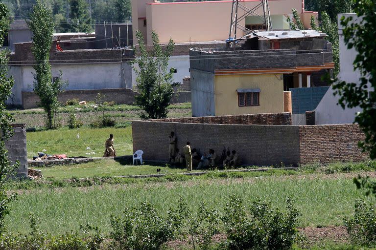 Fotografía de la casa donde presuntamente las fuerzas estadounidenses mataron al líder de la red terrorista Al Qaeda, Osama Bin Laden, en la localidad de Abbotabad, cerca de Islamabad, Paquistán