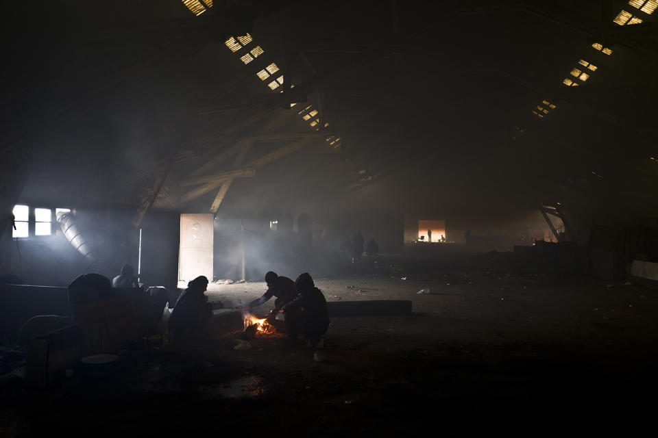 Migrants enduring freezing conditions in Serbia