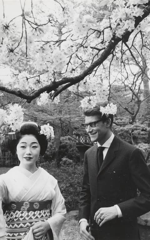 Yves Saint Laurent, Kyoto Japan, 1963 - Credit: © Droits réservés