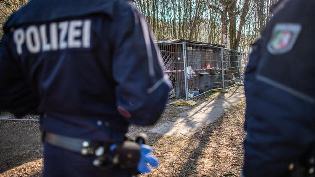 Die Polizei durchsuchte die Parzelle mehrfach. Und fand jedes mal wieder belastendes Material. Foto: WDR