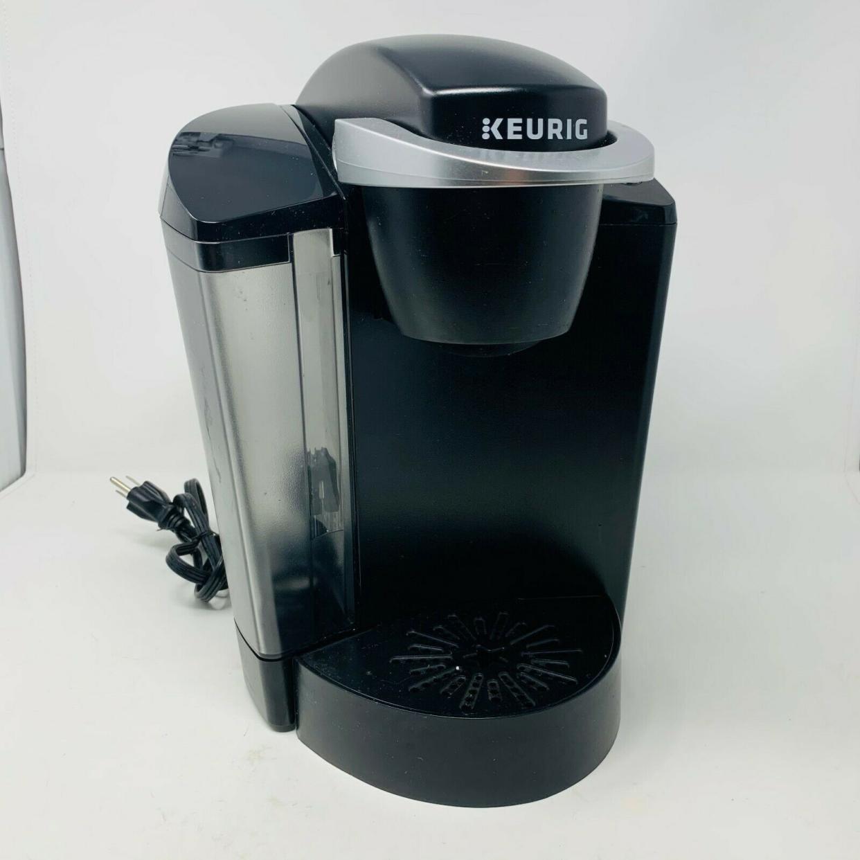 Keurig K40 Black Classic Single Serve K Cup Pod Coffee Maker Brewing System