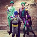 Und auch Neil Patrick Harris und seine kleine Familie scheinen große Fans des DC-Comics zu sein. Zu Halloween führen sie gleich eine ganze Riege an "Batman"-Charakteren auf und posierten als Batman, Ruddler und Co. natürlich für ihre Fans vor der Kamera. (Bild-Copyright: Instagram/nph)