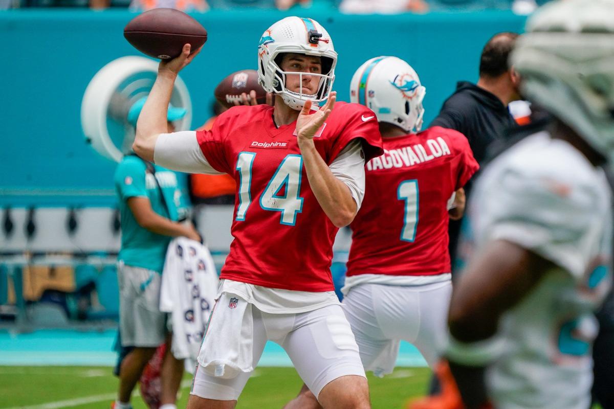 Mike White (QB) Shop - Miami Dolphins - Yahoo Sports