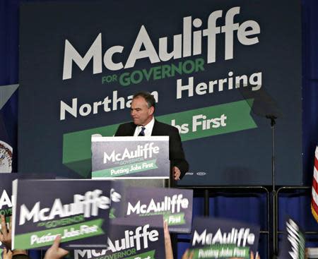 U.S. Senator Tim Kaine (D-VA) addresses the crowd during an election night rally for Virginia Democratic gubernatorial nominee Terry McAuliffe in Tyson's Corner, Virginia November 5, 2013. REUTERS/Gary Cameron