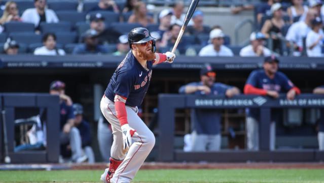 Red Sox win first encounter at new Yankee Stadium