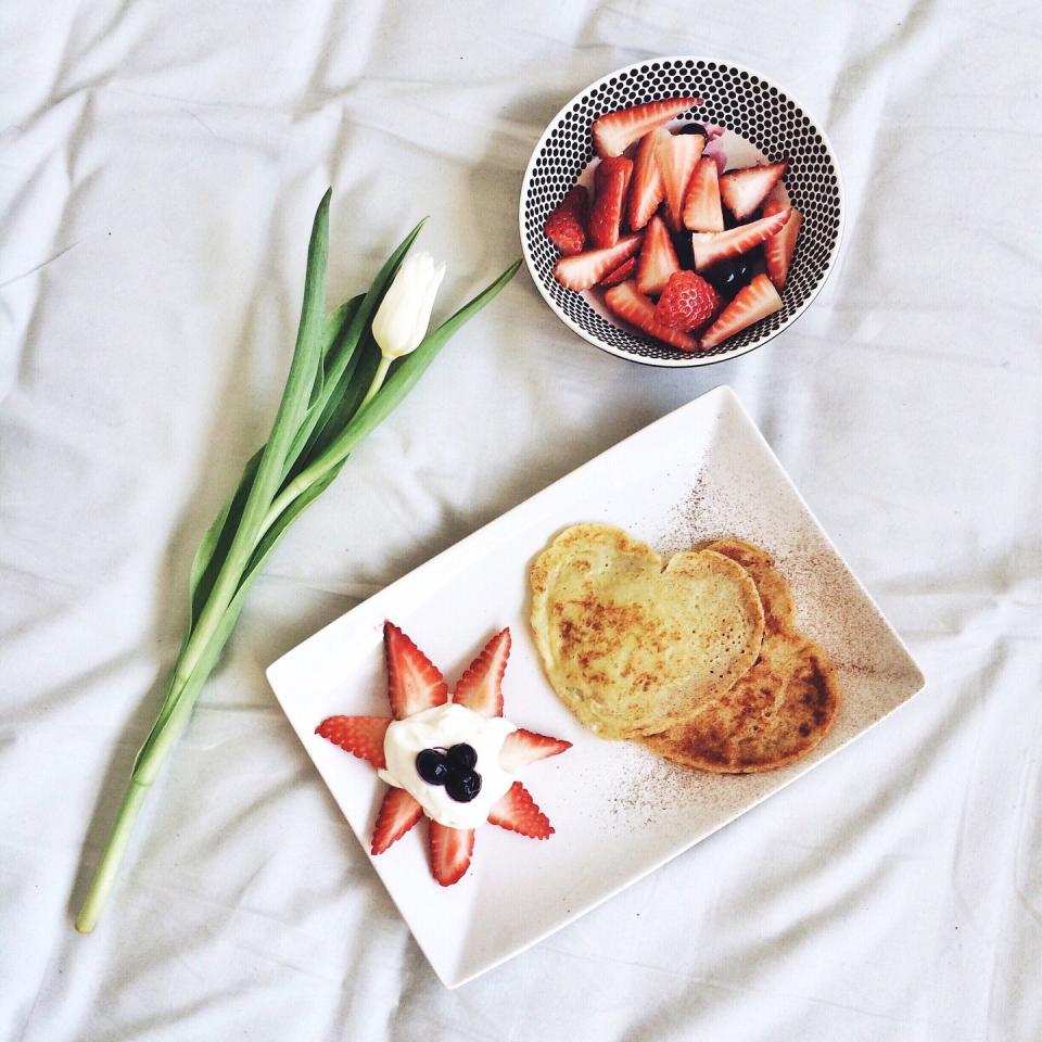 Surprise Your Valentine With Breakfast in Bed