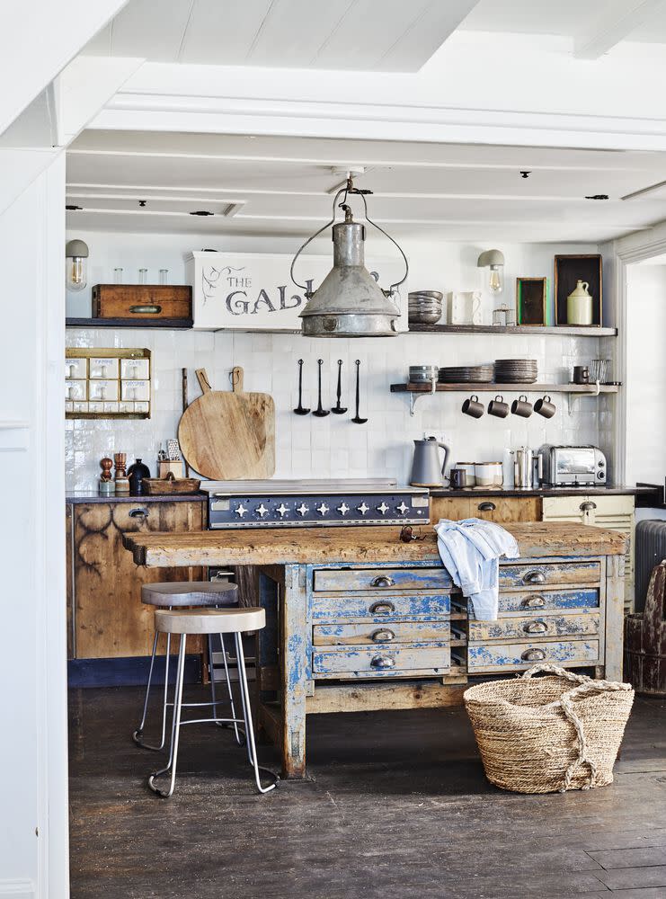 14) Kitchen island ideas: reclaimed