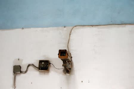 A surveillance camera is seen in the long-term sentence zone inside Klong Prem high-security prison in Bangkok, Thailand July 12, 2016. REUTERS/Jorge Silva