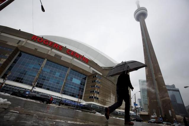 Blue Jays-Royals: Game postponed after ice damages Rogers Centre roof