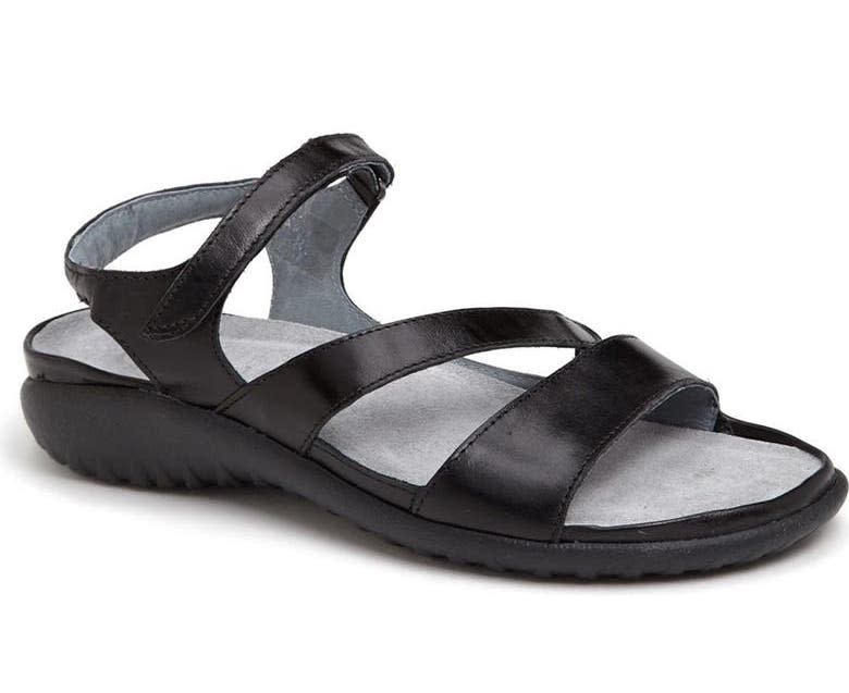 Women’s Etera Sandal. Image via Nordstrom.