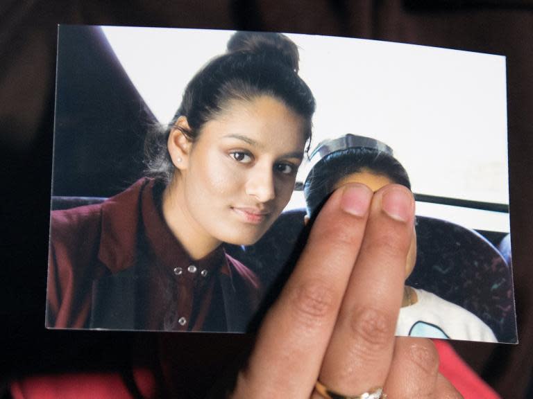 Shamima Begum: David Miliband calls for foreign Isis women to be brought home to face justice