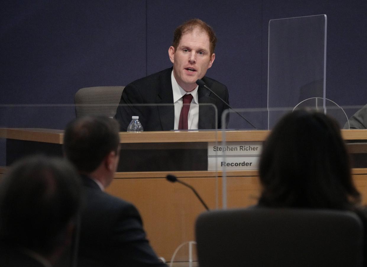 Maricopa County Recorder Stephen Richer questions county election officials during a hearing before the Maricopa County Board of Supervisors. Maricopa County Elections Department officials were responding to claims about the 2020 general election made by Senate Republican contractors Cyber Ninjas, Cyfir and EchoMail.