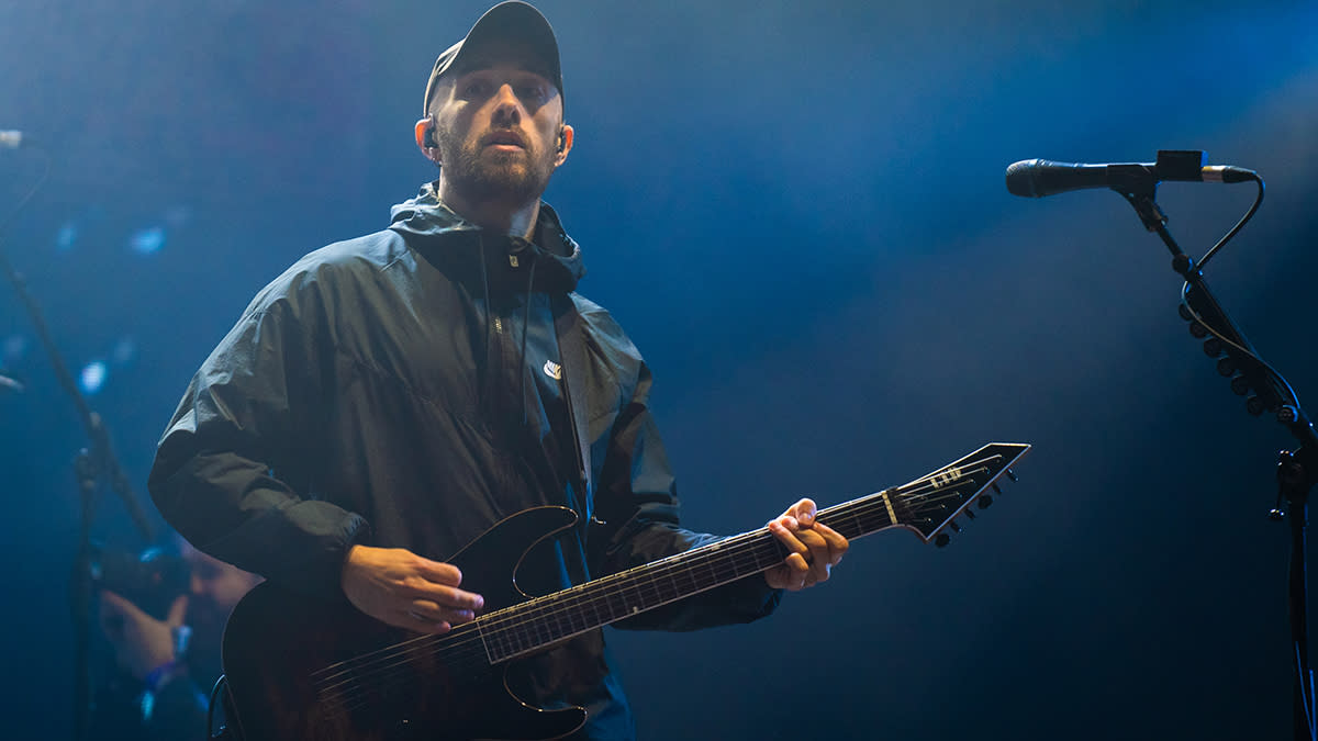  Josh Middleton playing guitar live 