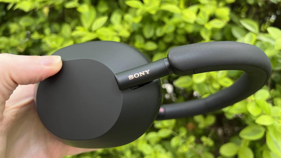 The noise-cancelling Sony WH-1000XM5 headphones