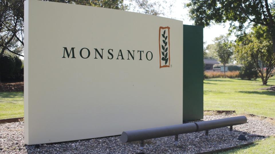 Hauptsitz von Monsanto in St. Louis. Der Saatgutriese muss sich vor einem US-Gericht wegen angeblich verschleierter Krebsrisiken seines Unkrautvernichters Roundup verantworten. Foto: Daniel Dreifuss