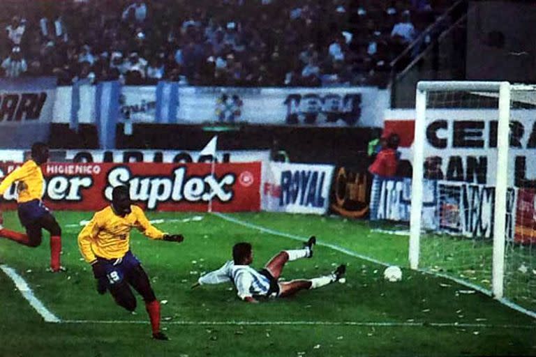 Freddy Rincón, en el inolvidable 5-0 de Colombia a la Argentina en el estadio de River, en 1993.