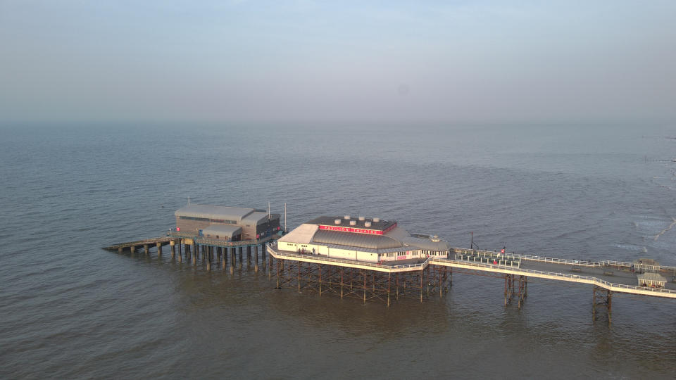 Photo of a pier taken with the Holy Stone Sirius HS900