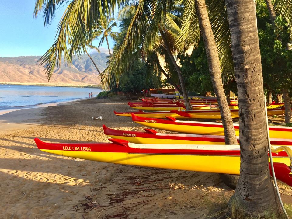 Kihei Canoe Club offers canoe paddling expeditions Tuesdays and Thursdays.