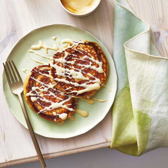 Breakfast Lemon, Raspberry & Cream Cheese Oatmeal Cakes