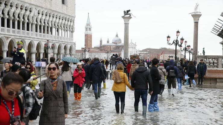 Erst kam das Hochwasser – und jetzt bleiben auch noch viele chinesische Touristen wegen des Coronavirus weg. Foto: dpa