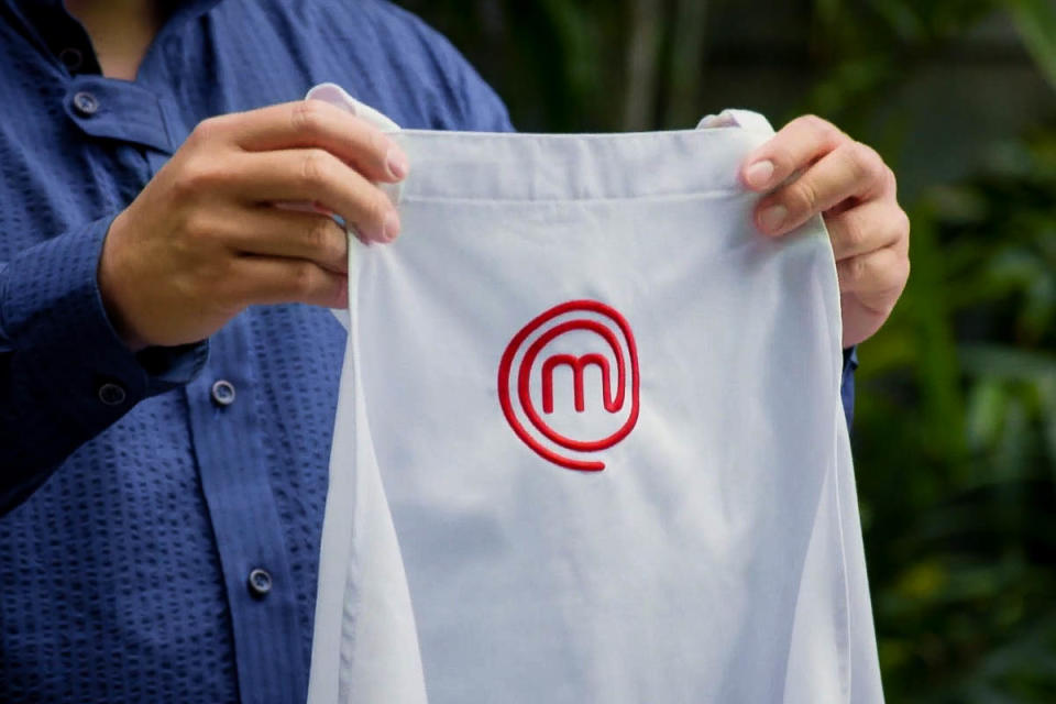 MasterChef Singapore white apron (PHOTO: Screengrab from MeWatch)