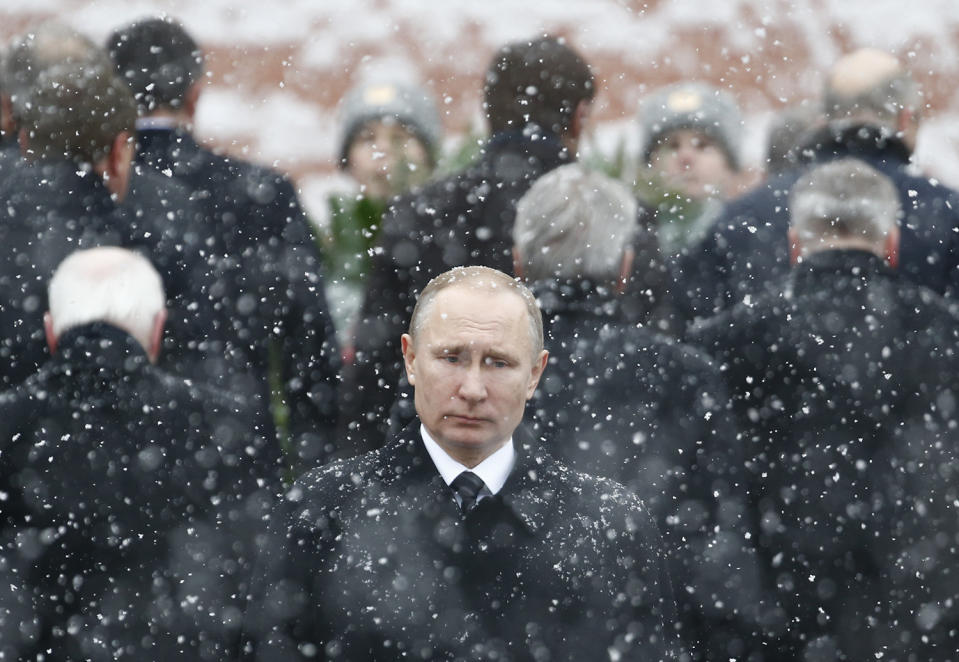 Russian President Putin attends wreath laying ceremony in Moscow