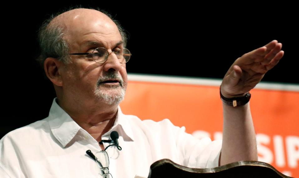 Author Salman Rushdie talks about the start of his writing career, during the Mississippi Book Festival, in Jackson, Miss., on Aug. 18, 2018 (Copyright {2018} The Associated Press. All rights reserved)