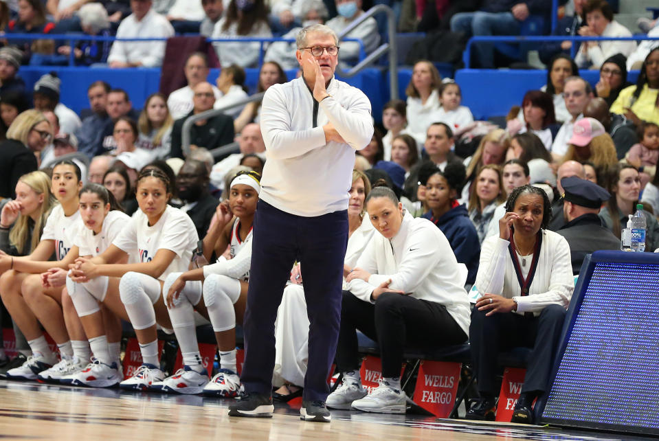 UConn Huskies head coach Geno Auriemma