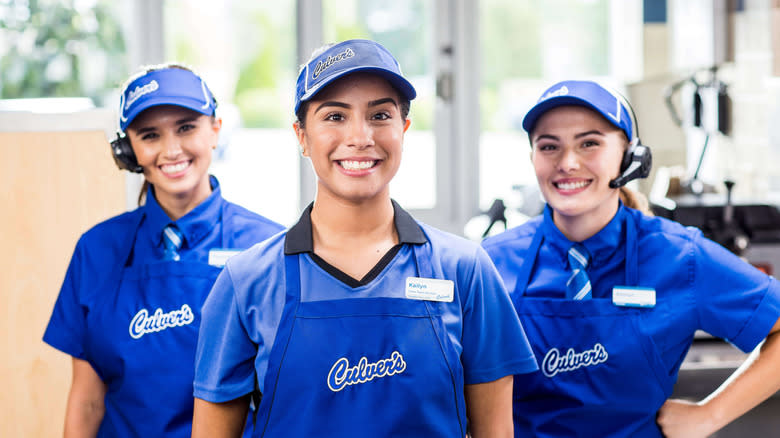 3 Culver's employees