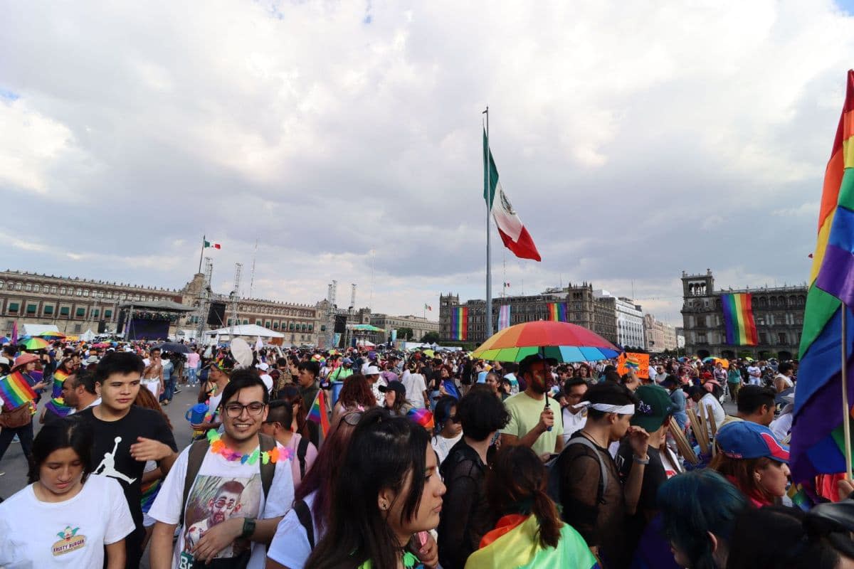 La Marcha del Orgullo LGBT+ llenó de colores el centro de la CDMX. Foto: Alejandra Souza