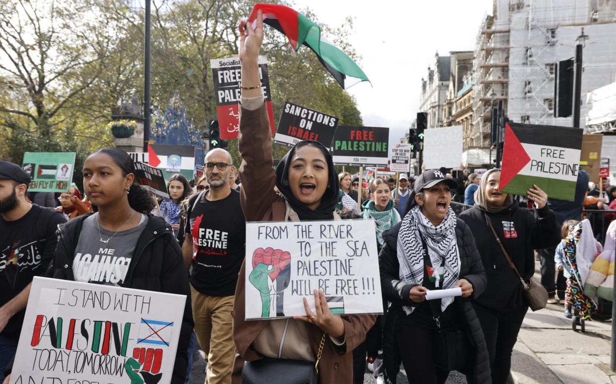 The groups said they would form a ‘Jewish bloc’ at the march