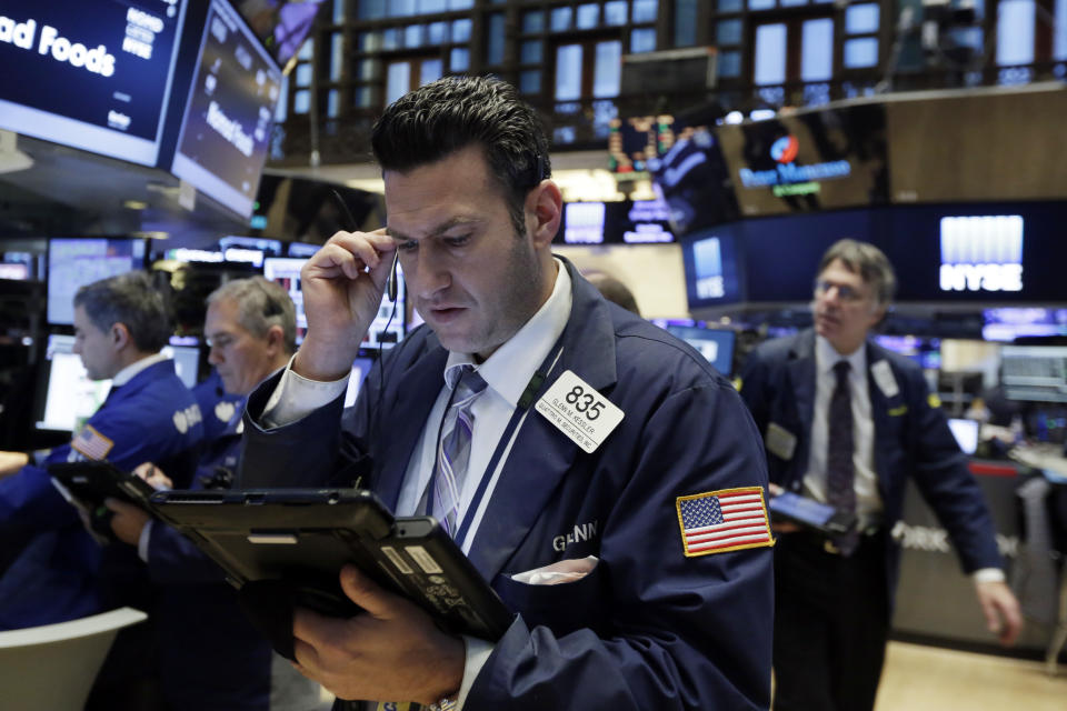 Alan Valdes of Silverbear Capital joins Yahoo Finance’s Melody Hahm from the floor of the New York Stock Exchange for the latest on the markets.