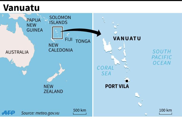 Maps locating Vanuatu