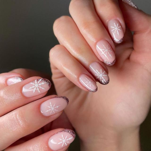 10 Christmas nail art ideas that’ll put you in the festive mood