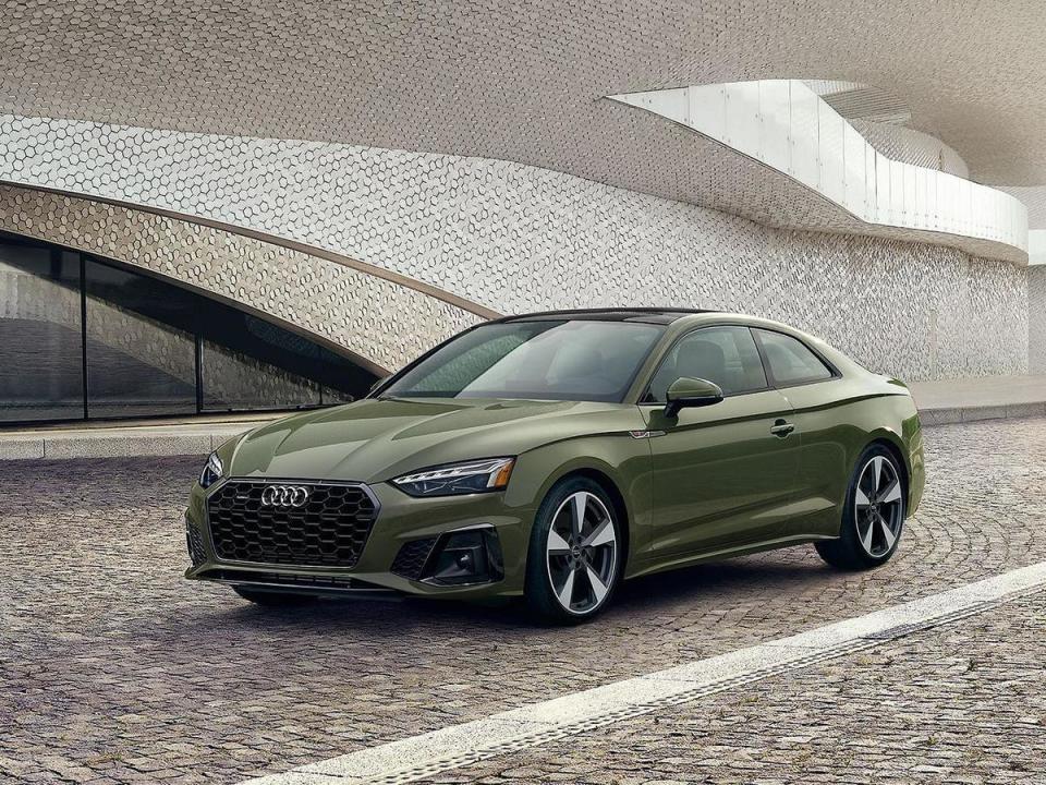 Coupe雖然帥氣，但卻苦了要進出後座的乘客。圖為AUDI A5 Coupe。