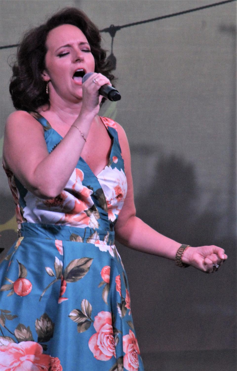 Niki Scalera performed with a combo outdoors at the Abilene Zoo in September 2021.