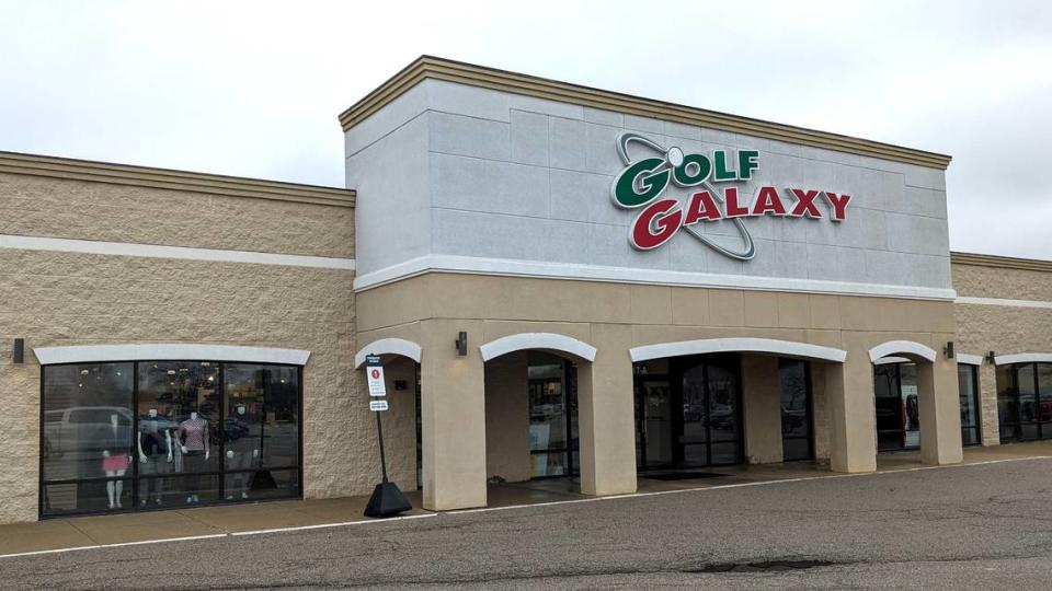 Golf Galaxy will move from 17 Plaza Drive to 6611 N. Illinois St. in Fairview Heights. A new storefront will be constructed between the former Bed Bath & Beyond site and Ulta Beauty. Jennifer Green/jgreen@bnd.com