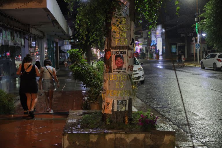 El recordatorio del crimen de Fernando Báez Sosa frente al boliche Le Brique