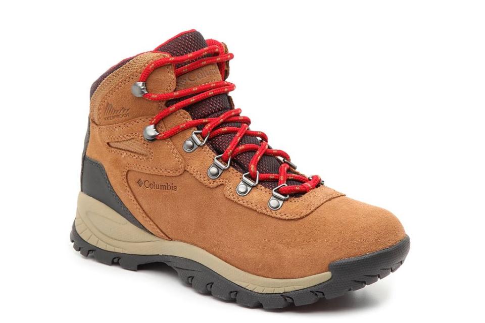 Columbia Newton Ridge Plus Hiking Boot