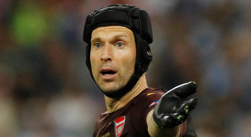 Former Chelsea and Arsenal standout goalkeeper Petr Cech will make his ice hockey debut with the Guildford Phoenix. (REUTERS/Phil Noble)