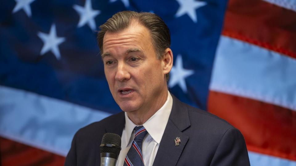 PHOTO: Tom Suozzi speaks at a campaign rally on Feb. 4, 2024, in Floral Park, New York. (Ron Adar/Shutterstock)