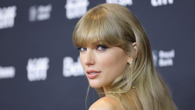 Taylor Swift Visits Jersey for Jack Antonoff, 'Leftovers' Star Margaret  Qualley's Wedding - Yahoo Sports