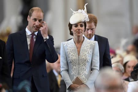 Britain's Prince William (L), Catherine, Duchess of Cambridge (C) and Prince Harry arrive for a service of thanksgiving for Queen Elizabeth's 90th birthday at St Paul's cathedral in London, Britain, June 10, 2016. REUTERS/Ben Stansall/Pool