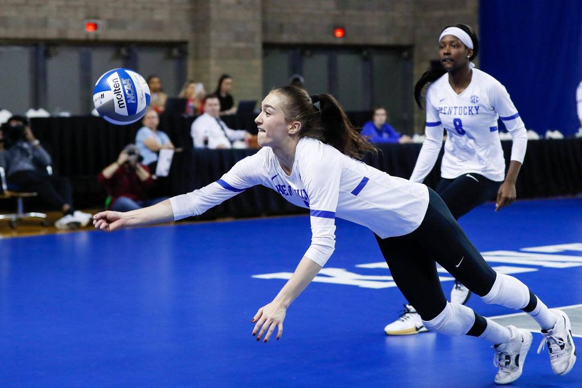 Kentucky’s Emma Grome, this season’s SEC Player of the Year, had 40 assists to lead the Wildcats on Friday night after recording 44 in Thursday night’s victory.