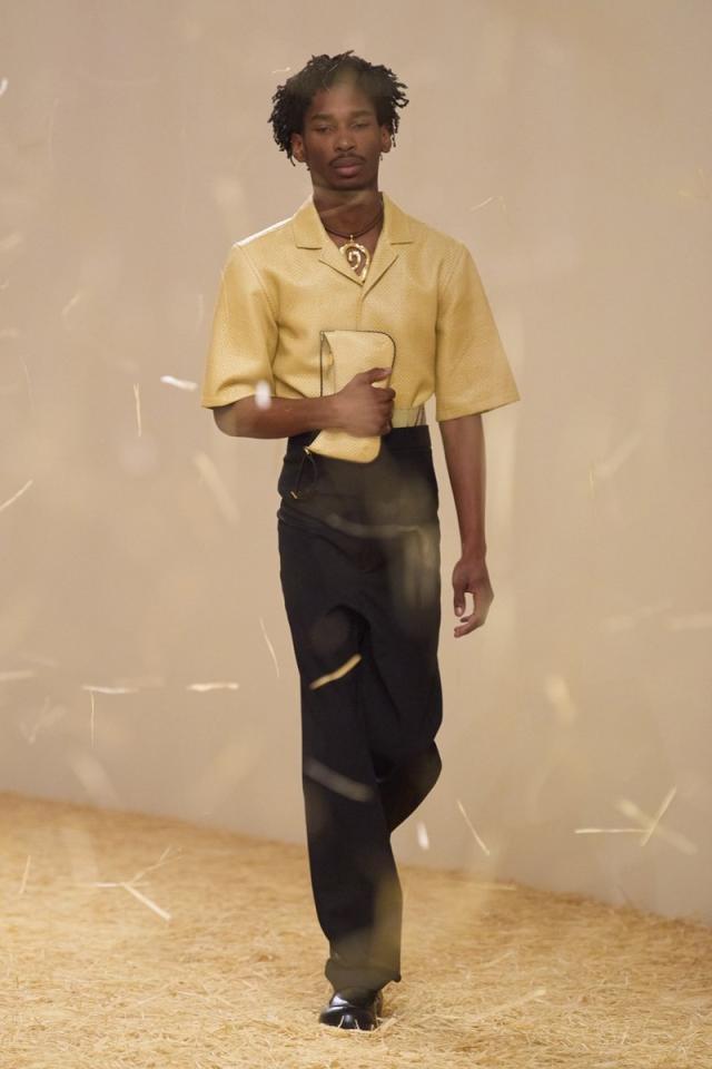 Here's a Look at Jacquemus' Spring/Summer 2023 Le Raphia Show