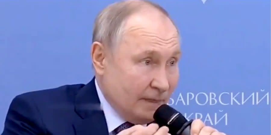 Putin claims that Russians are living better