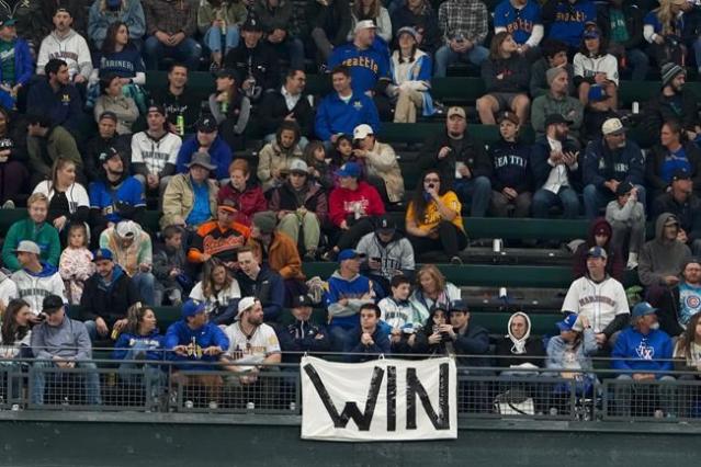 J.P. Crawford leads Mariners to 8-0 win over Rangers